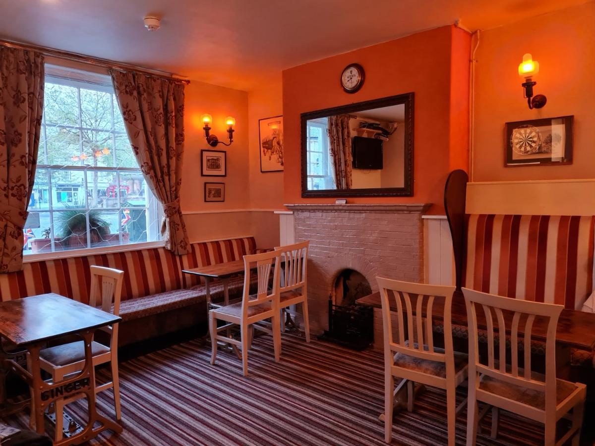 The Pelican Inn Devizes Exteriör bild